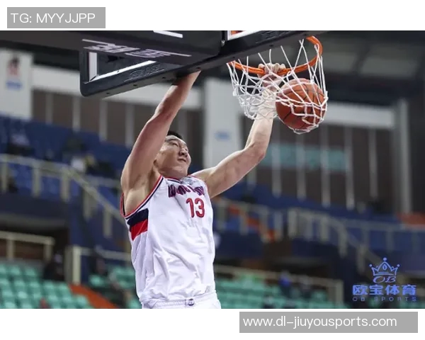 韩德君:从篮球新星到中国男篮的中流砥柱,见证荣耀与挑战的传奇之路 韩德君:从篮球新星到中国男篮的中流砥柱,见证荣耀与挑战的传奇之路